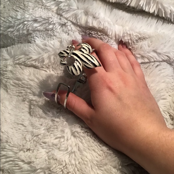 🏙New Orleans Fleur De Lis Silver Bracelet🌃 - Picture 7 of 8